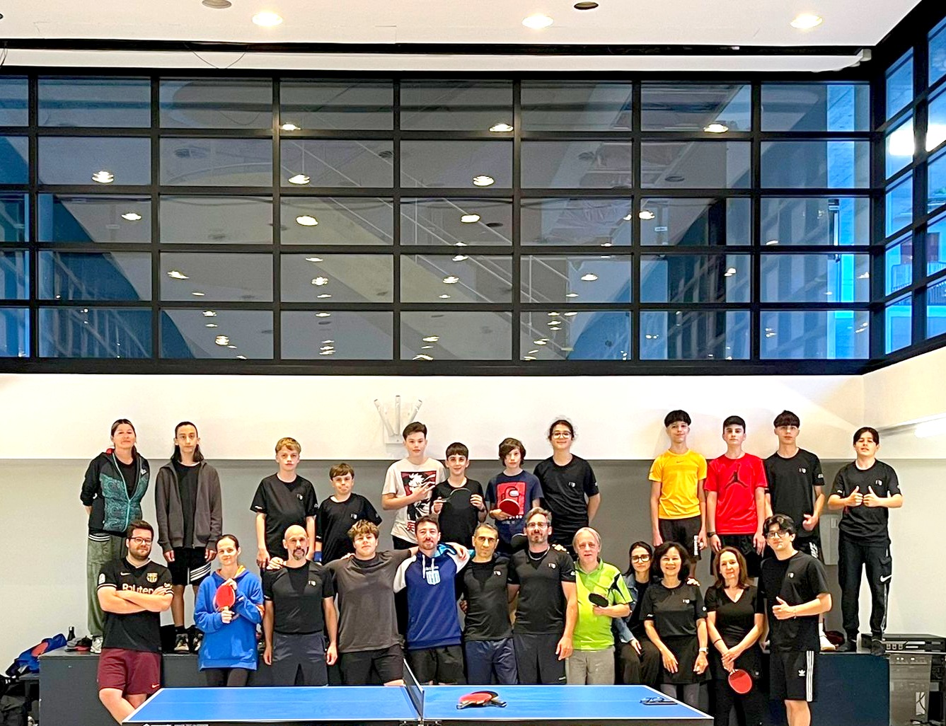 PING PONG PARTY foto di gruppo